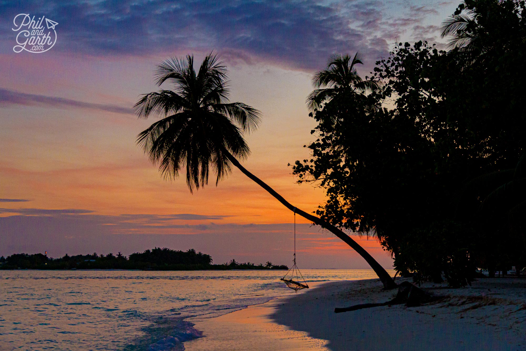 Another gorgeous sunset on tropical Meeru island