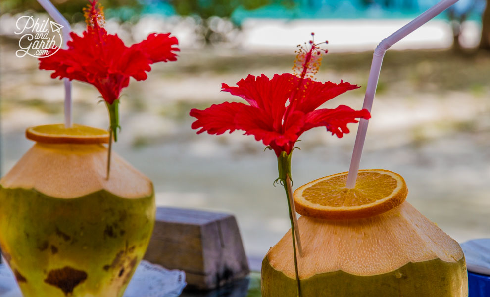 meeru_island_resort_coconut_drinks_review