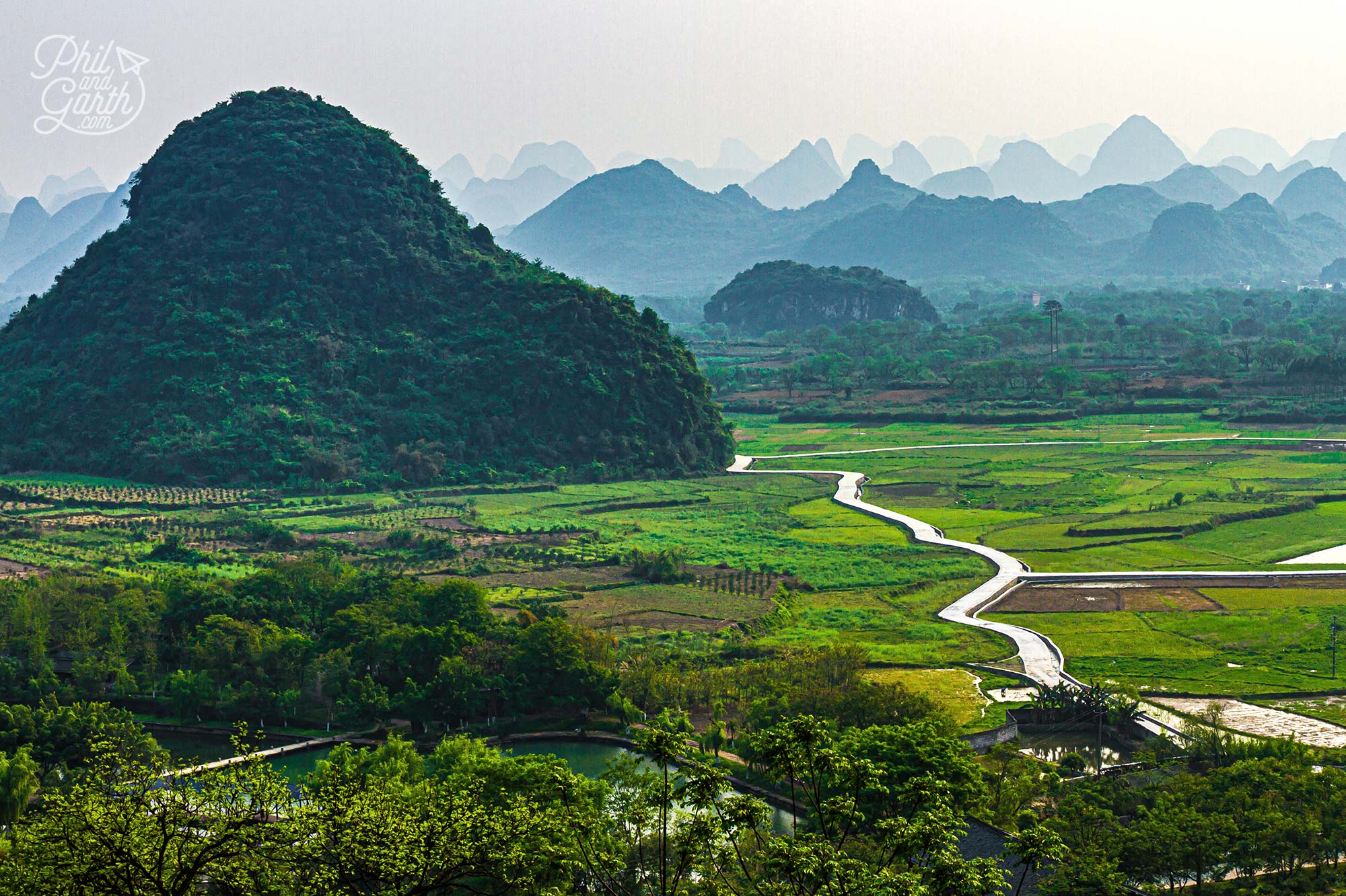 Beautiful countryside near Xianggongshan