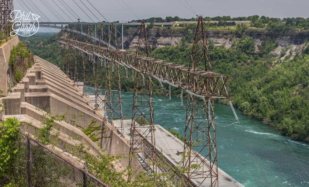 Tour to Niagara Falls from Toronto - The Canadian Sir Adam Beck No.2 Generating Station