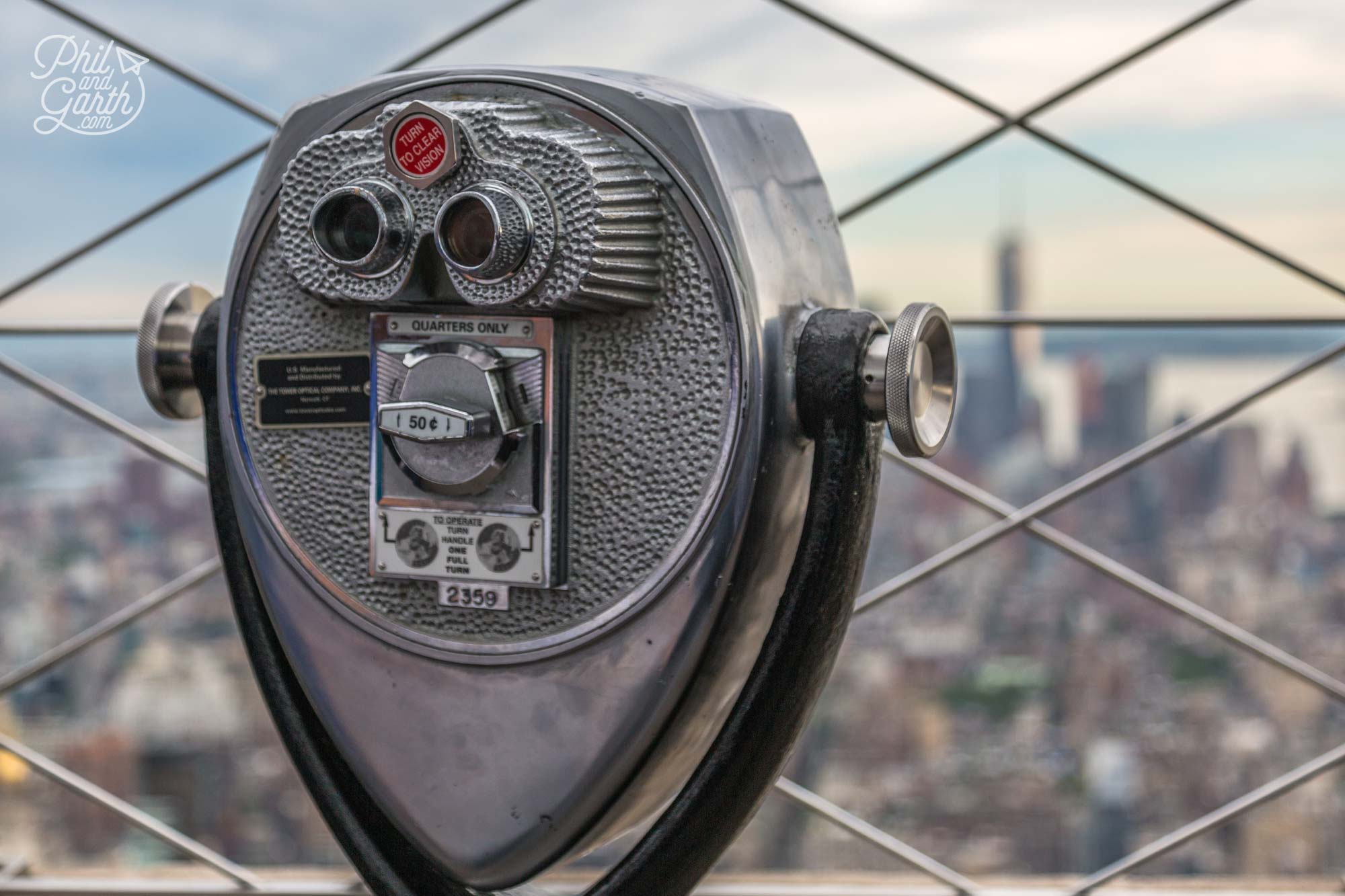 Observation deck binoculars Empire State Building New York City