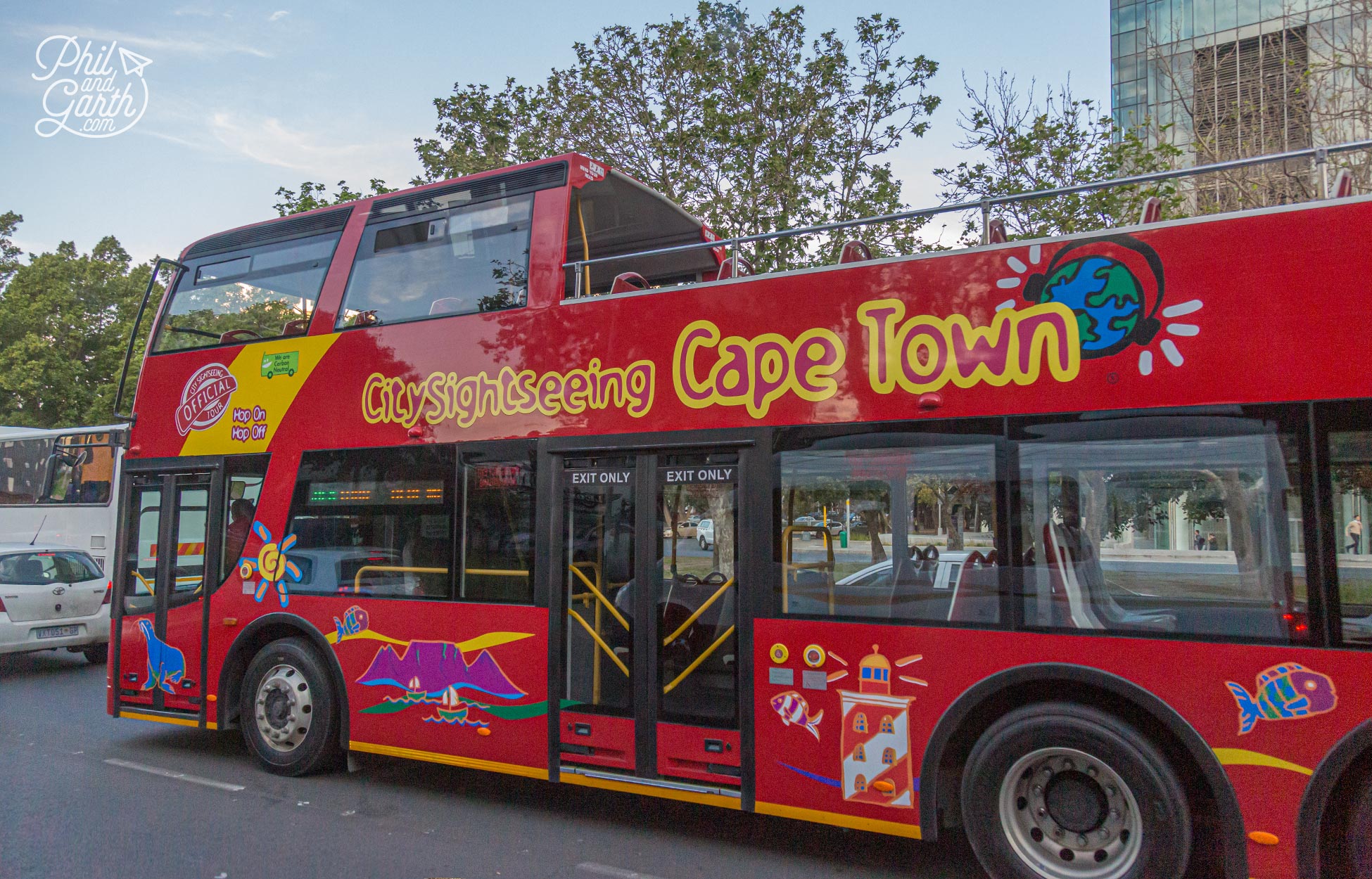 The City Sightseeing Cape Town tourist bus - The easiest way to get around