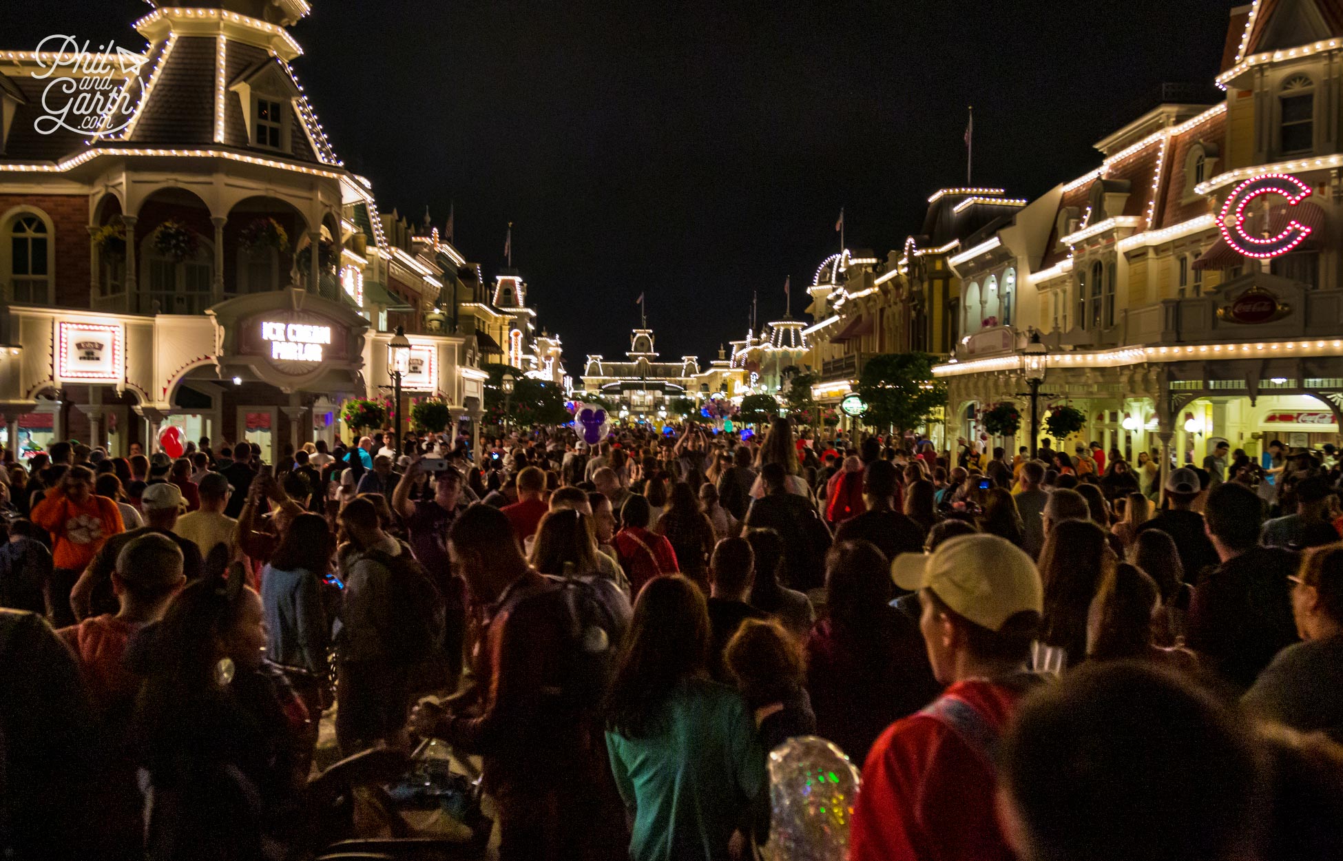 You even have to queue to leave the park after the fireworks have finished, doh!