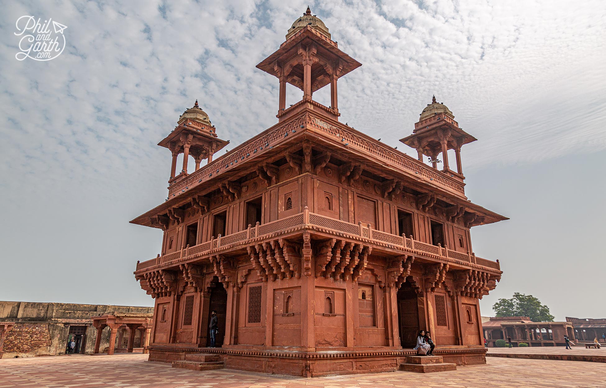 Diwan-i-Khas - A hall where the Emperor met his guests and dignitaries