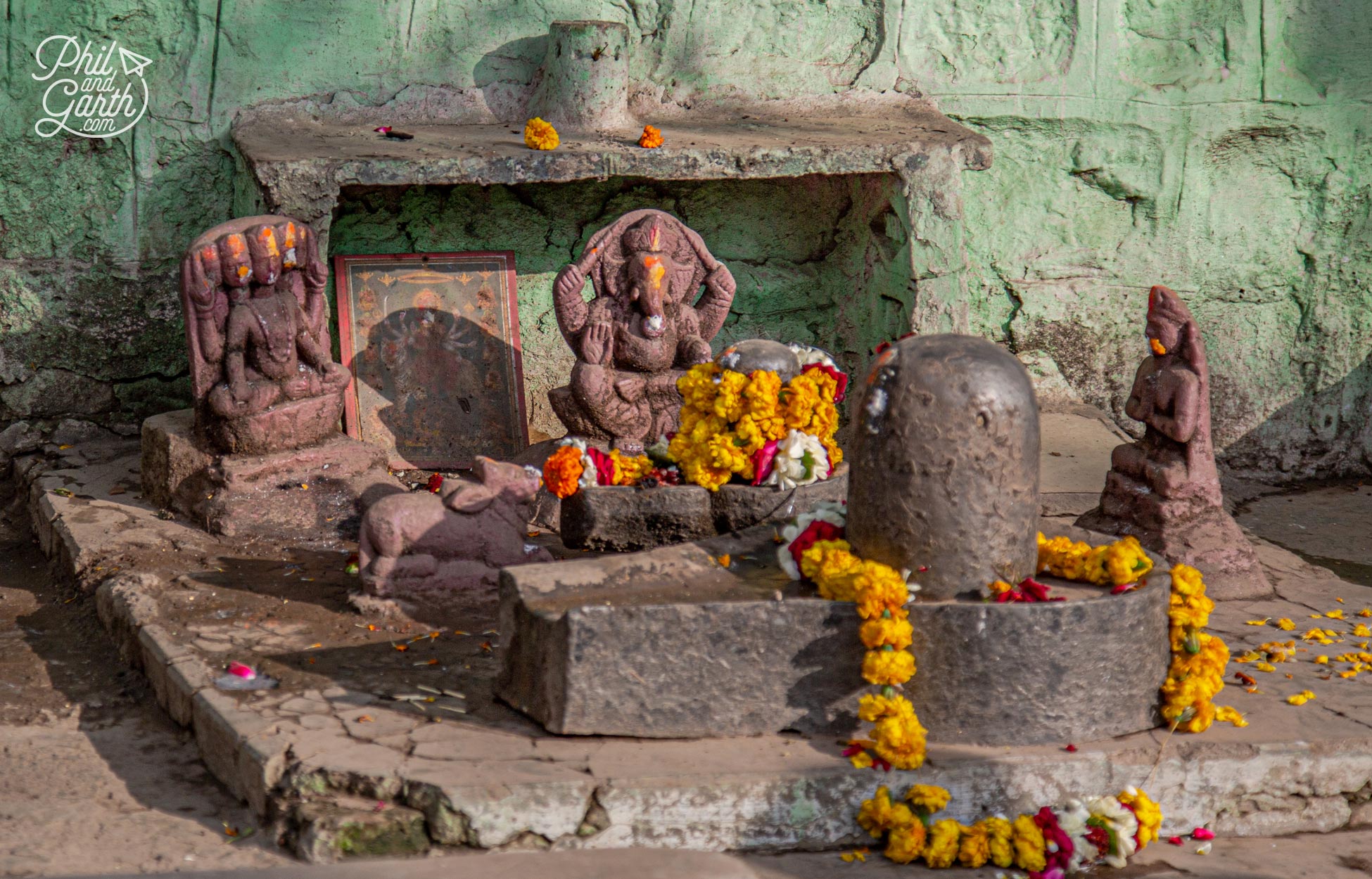 A little Hindu shrine next to the road