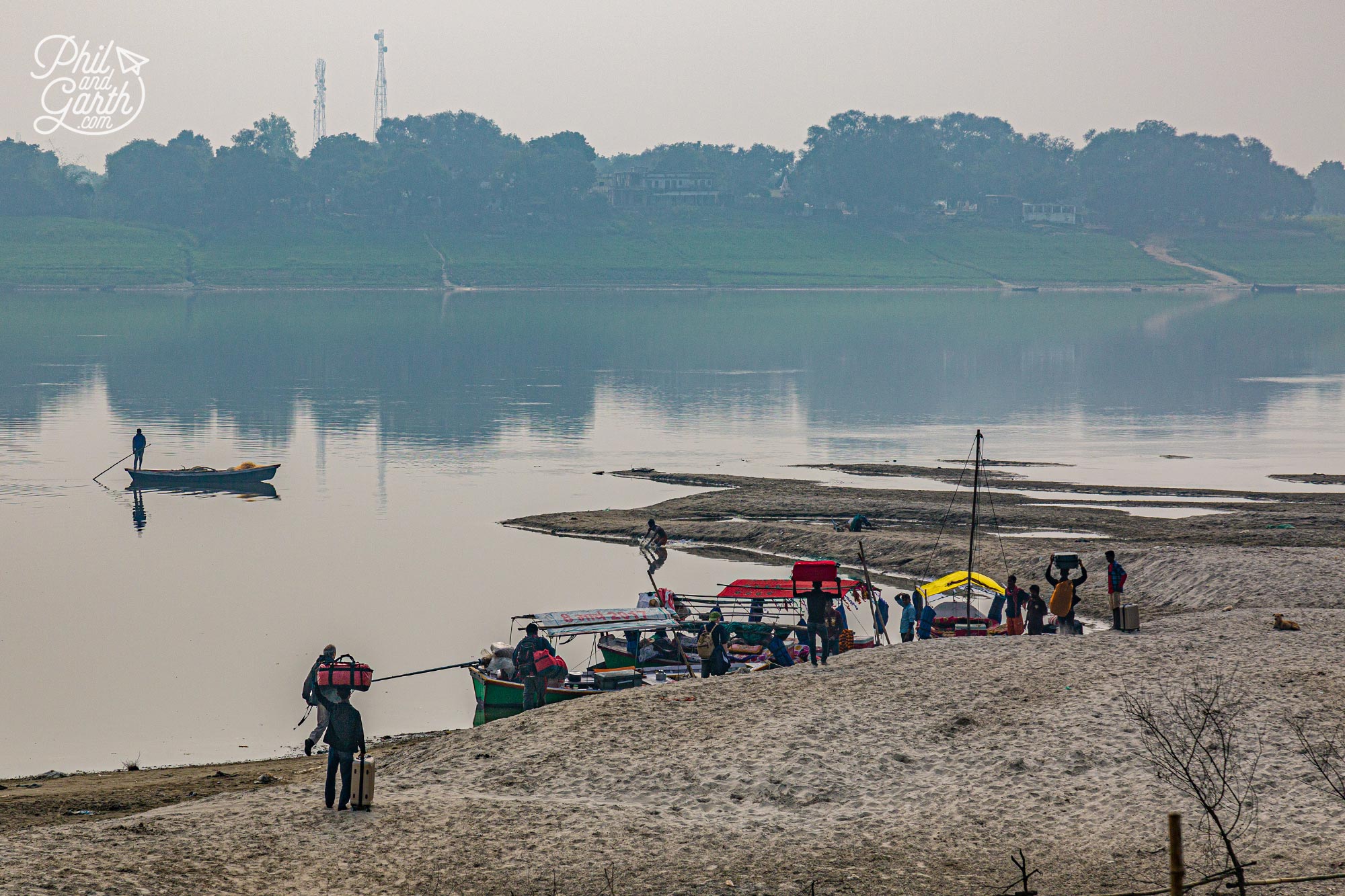 Boarding our boats at the Bhualpur Shivala Ghat