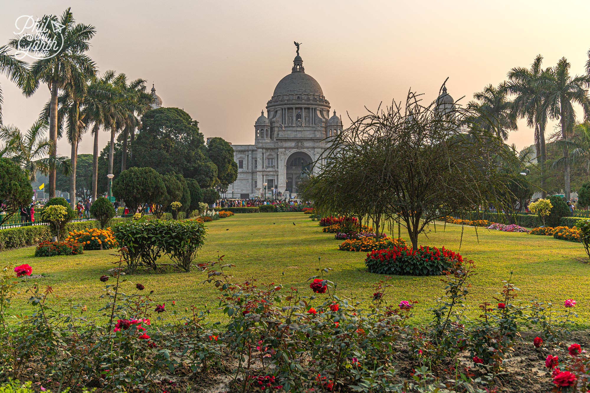 The Victoria Memorial Hall gardens are a star attraction of Kolkata