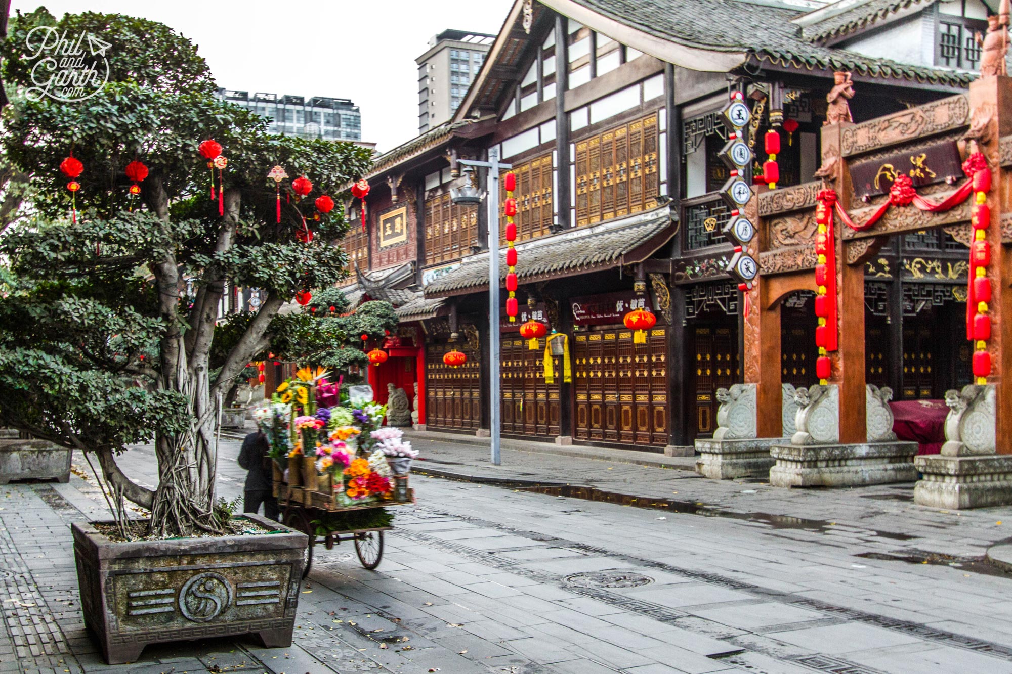 Wenshuyuan Street Chengdu early morning