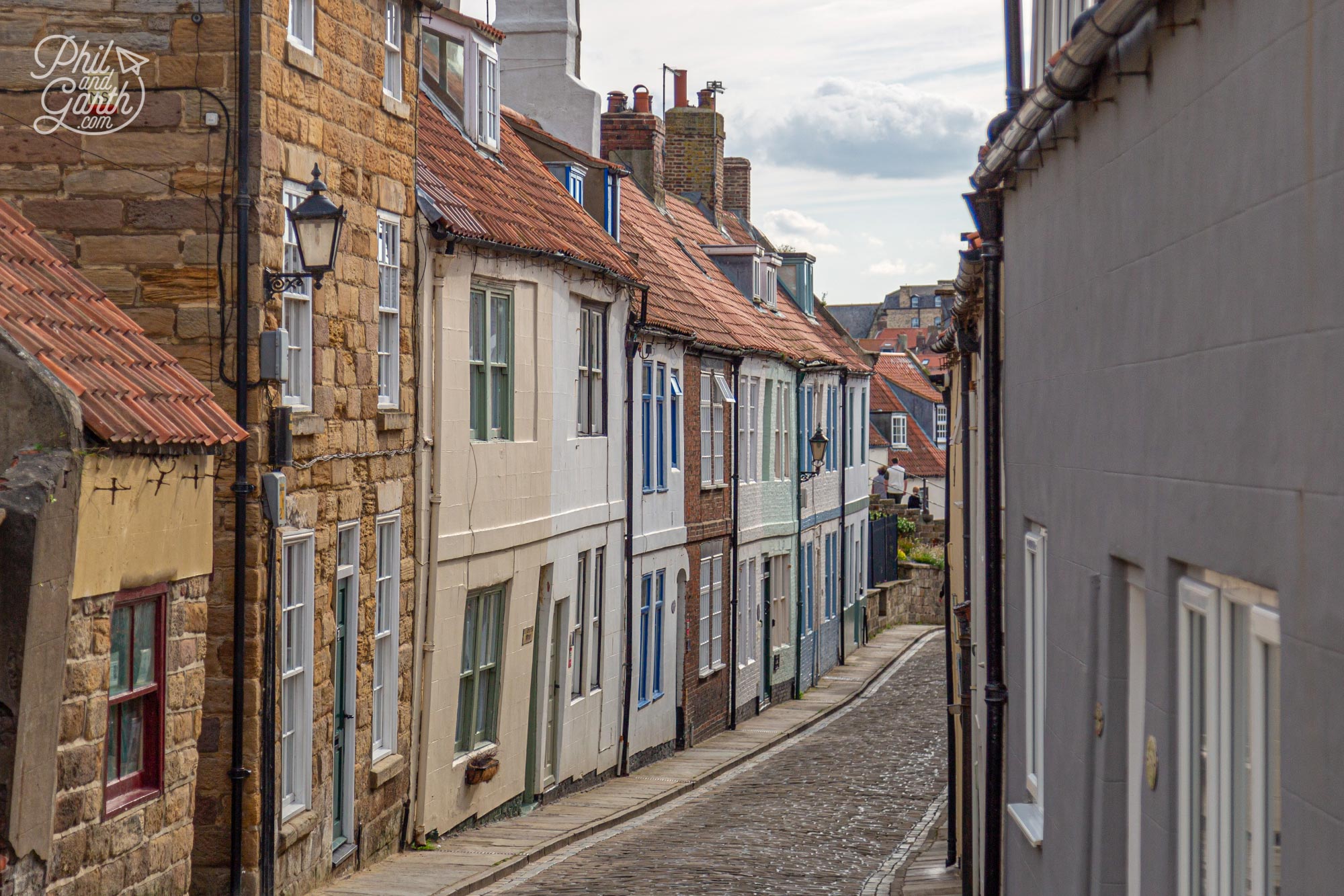 Attractions in Whitby - picturesque winding streets in the old town