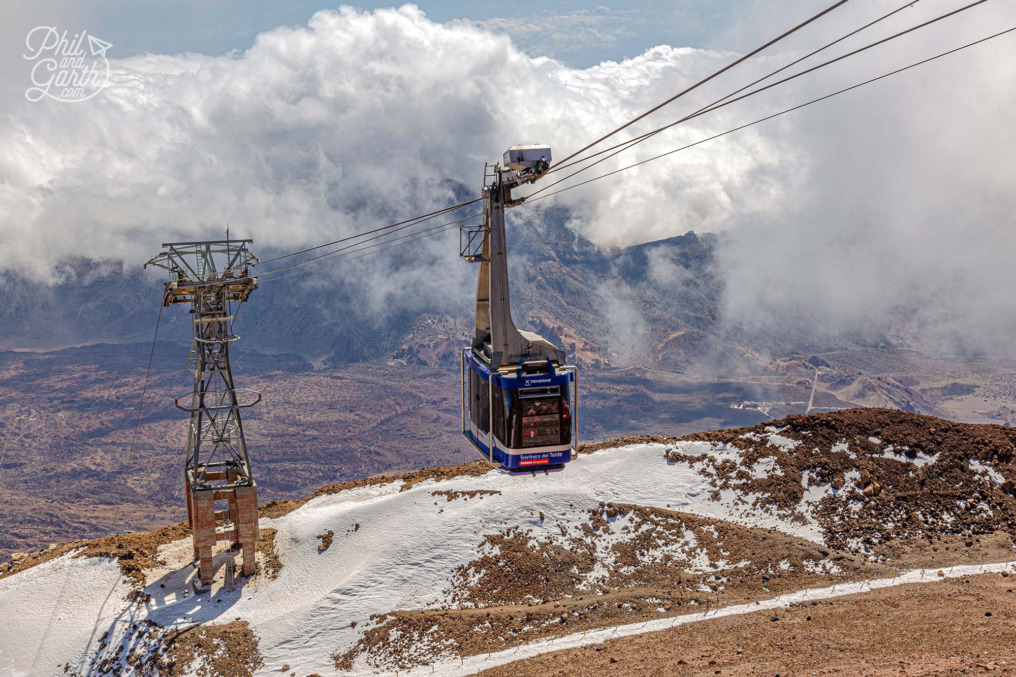 The El Teide cable car takes takes 8 minutes to travel up 3,555 metres