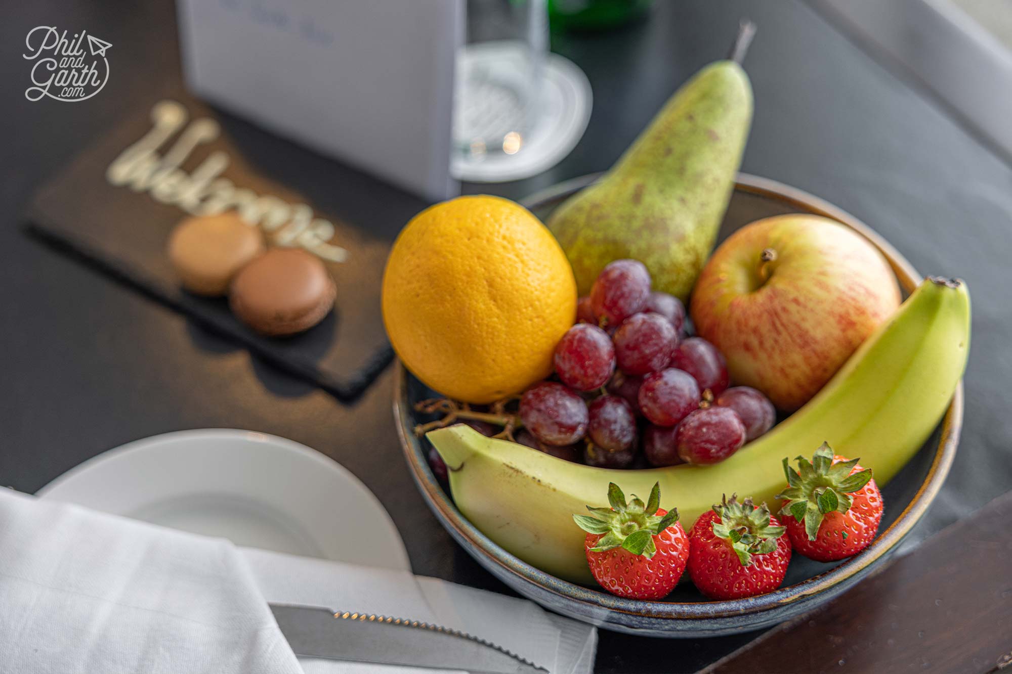 A lovely welcome bowl of fresh fruit