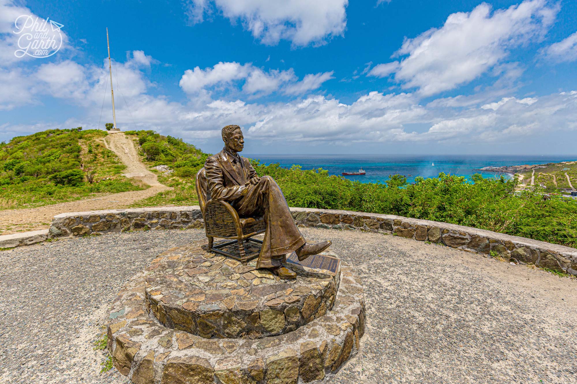 A statue of William Henry Bell II at the Bell's Lookout Point