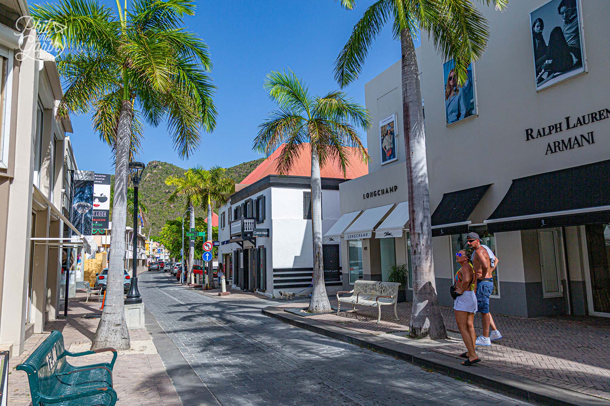 Front Street (Voorstraat) is lined with palm trees and lots of luxury jewellery stores