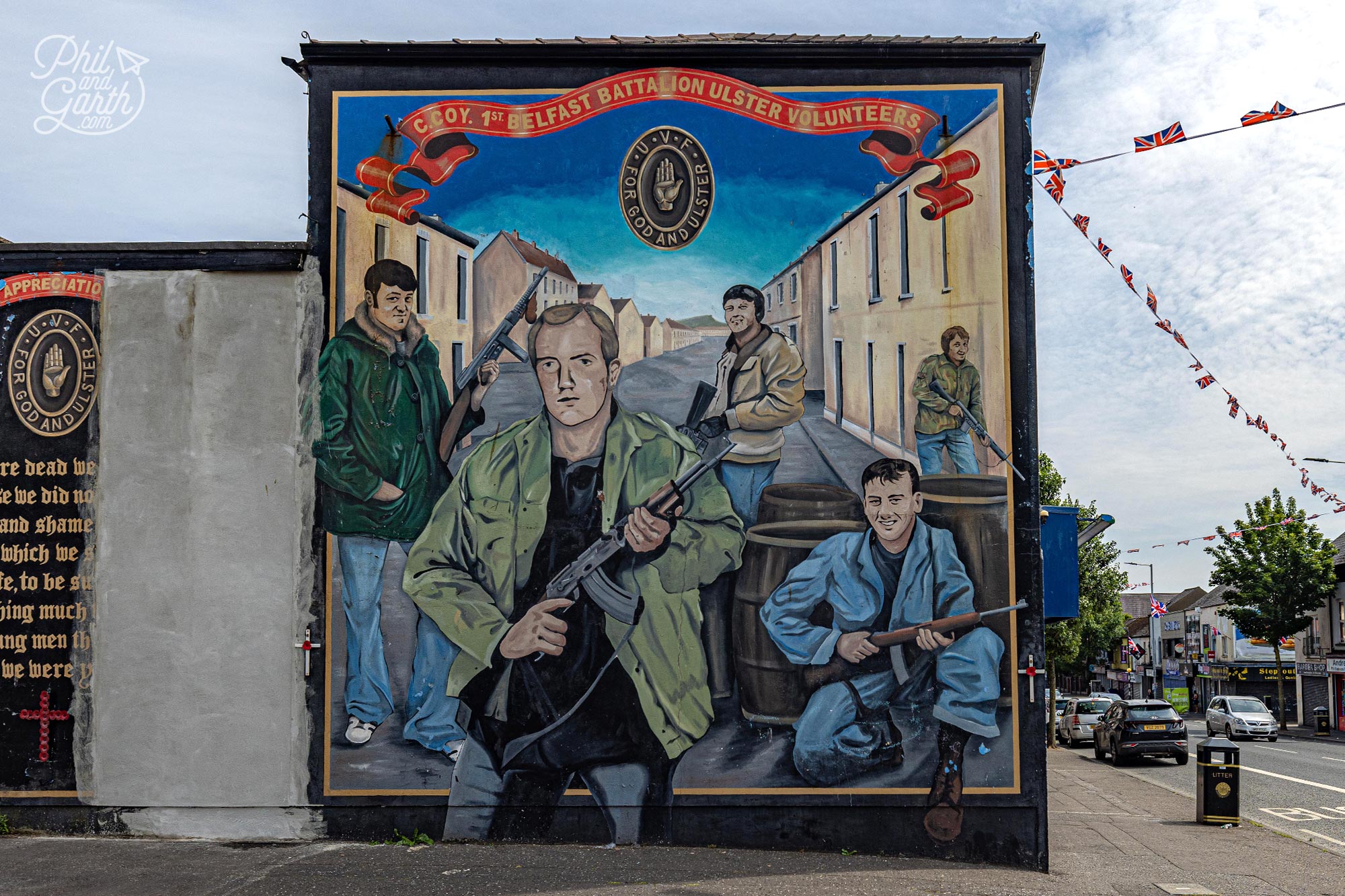 A Unionist pro-British mural and memorial to remember 5 fallen UVF members