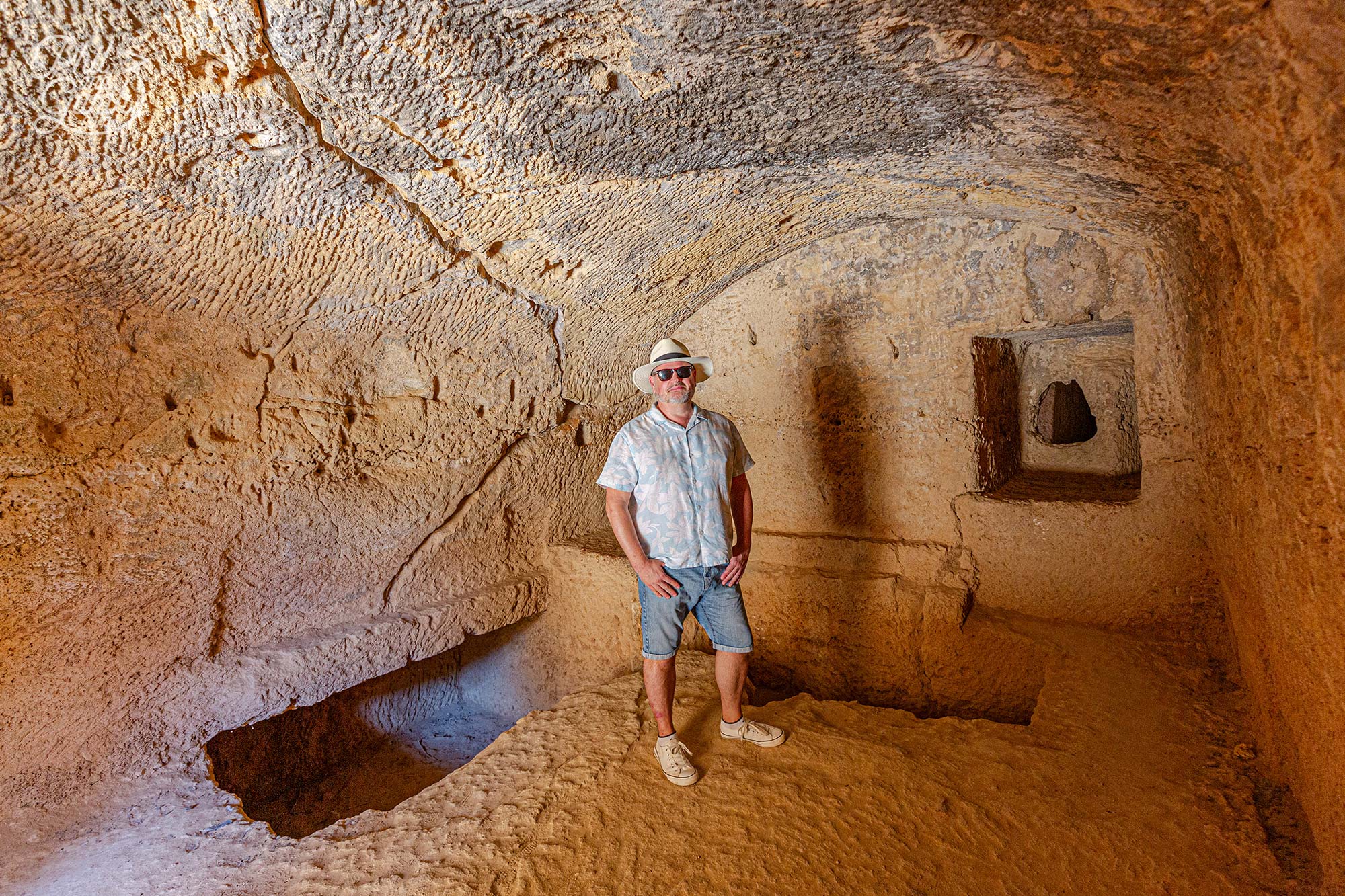 Phil in one of the chamber rooms of Tomb Number 3