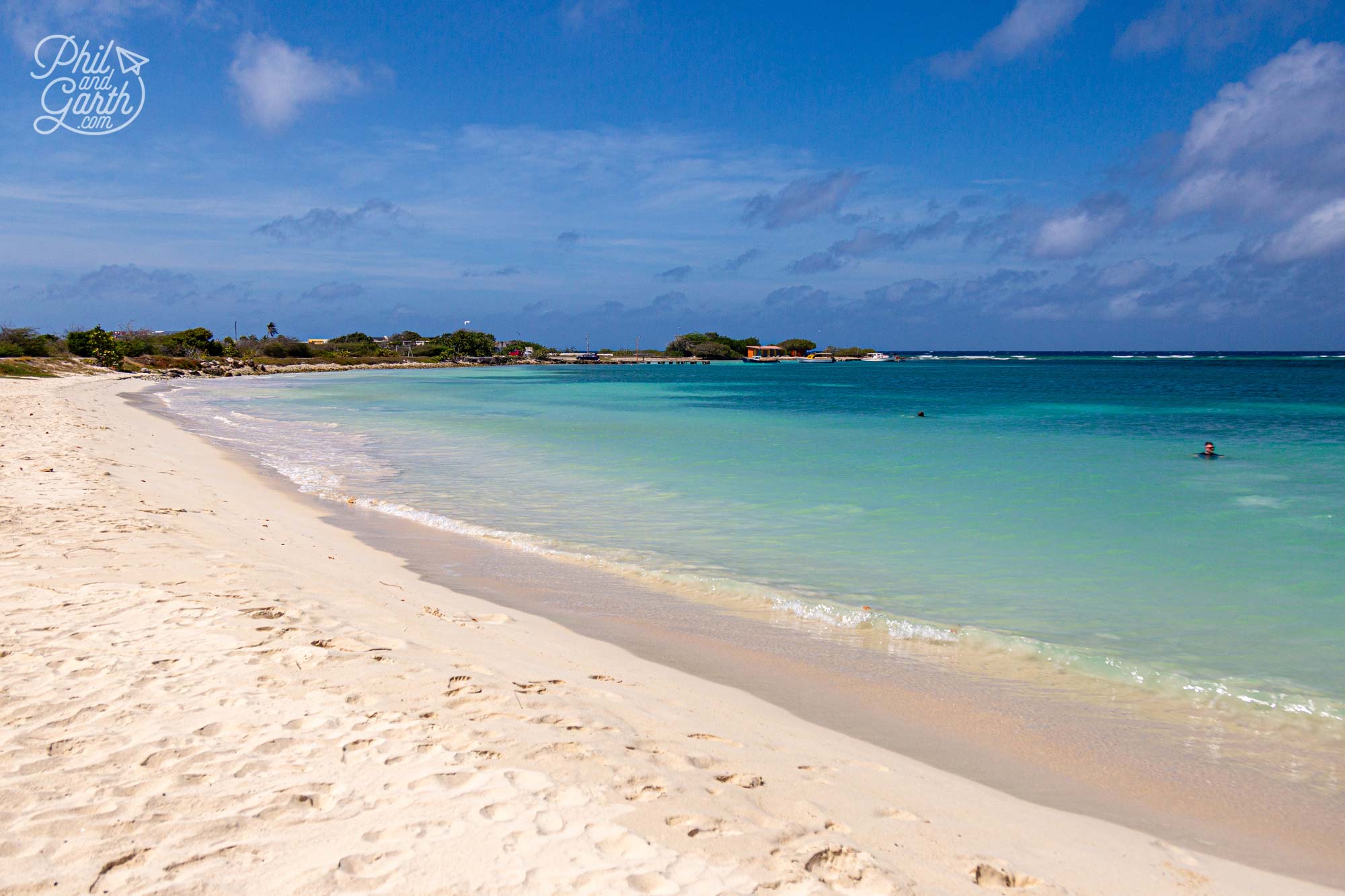 It’s a good beach to lay on the sand and read a book. Rodgers Beach has no facilities