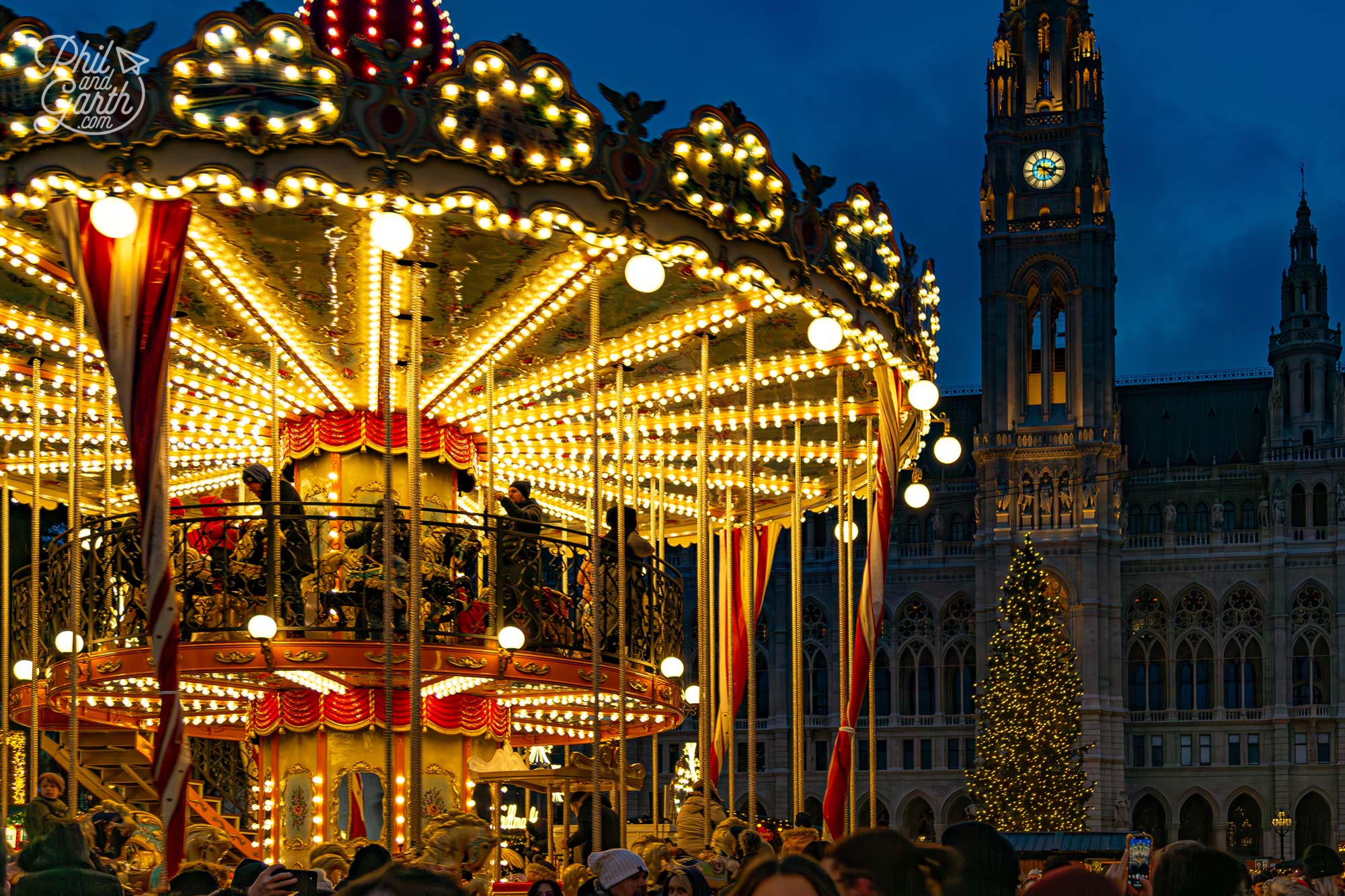 Rathausplatz’s traditional carousel