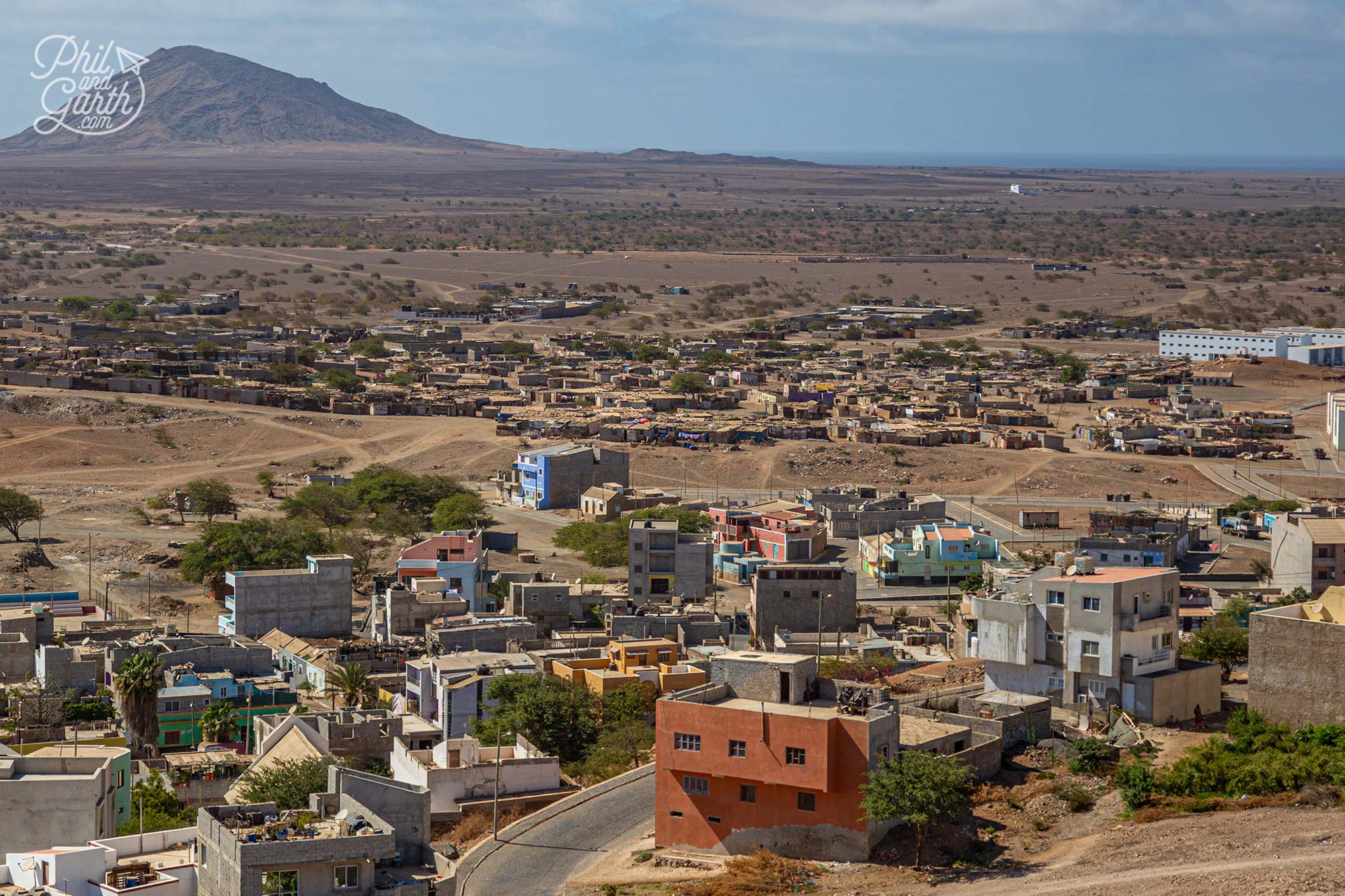 You'll also see the divide between rich and poor, with large shanty towns outside Espargos