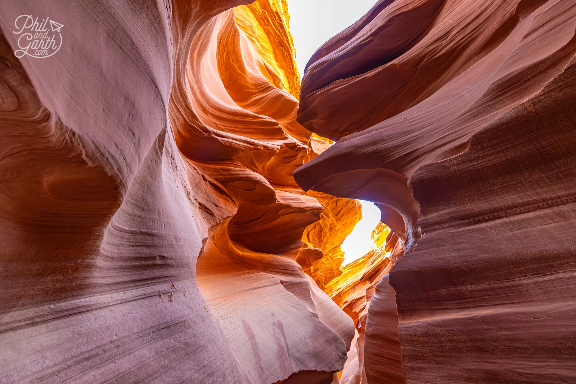 Dramatic photos as the sunlight disappears