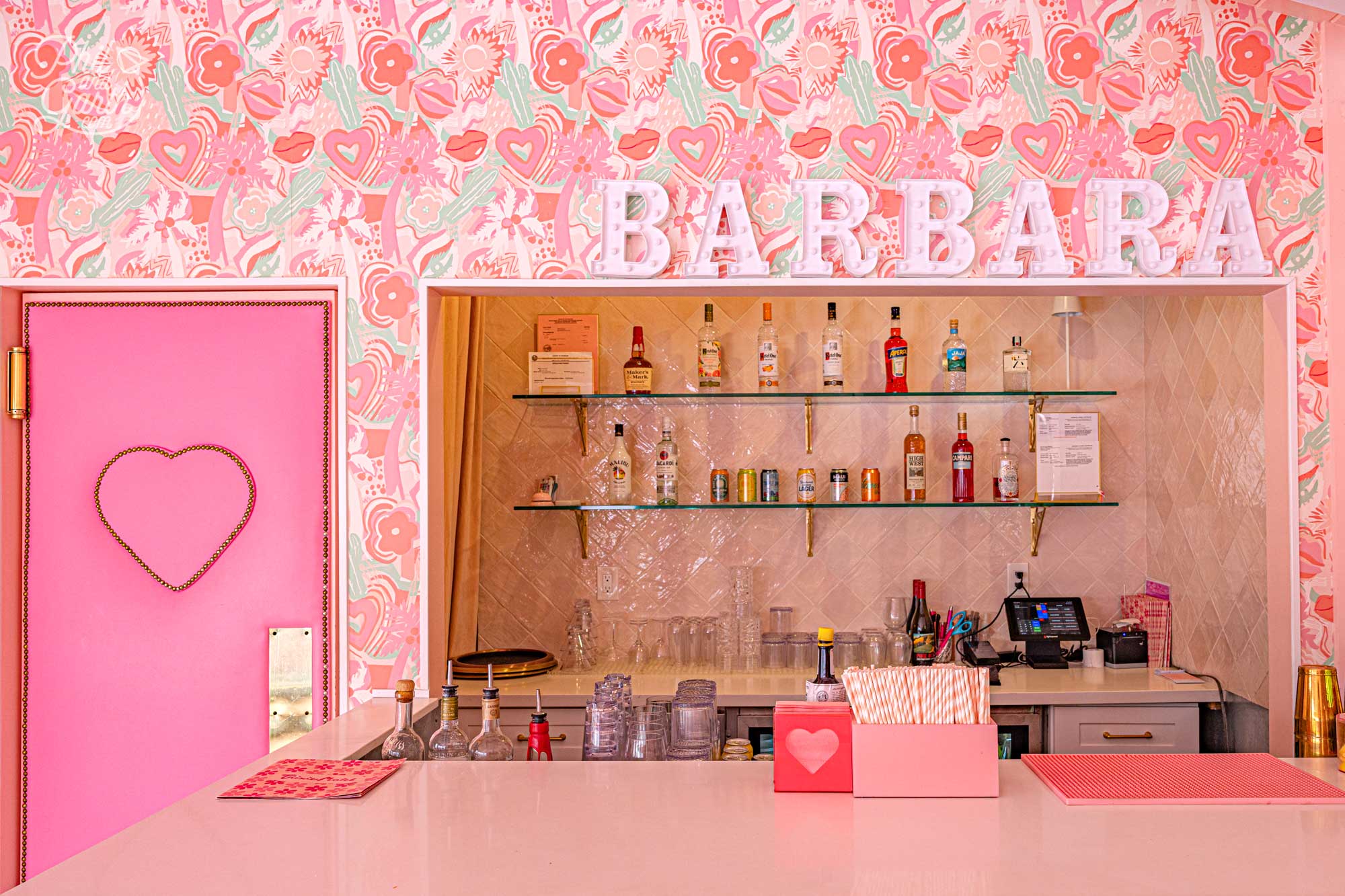 Barbara Bar Trixie Motel Review
