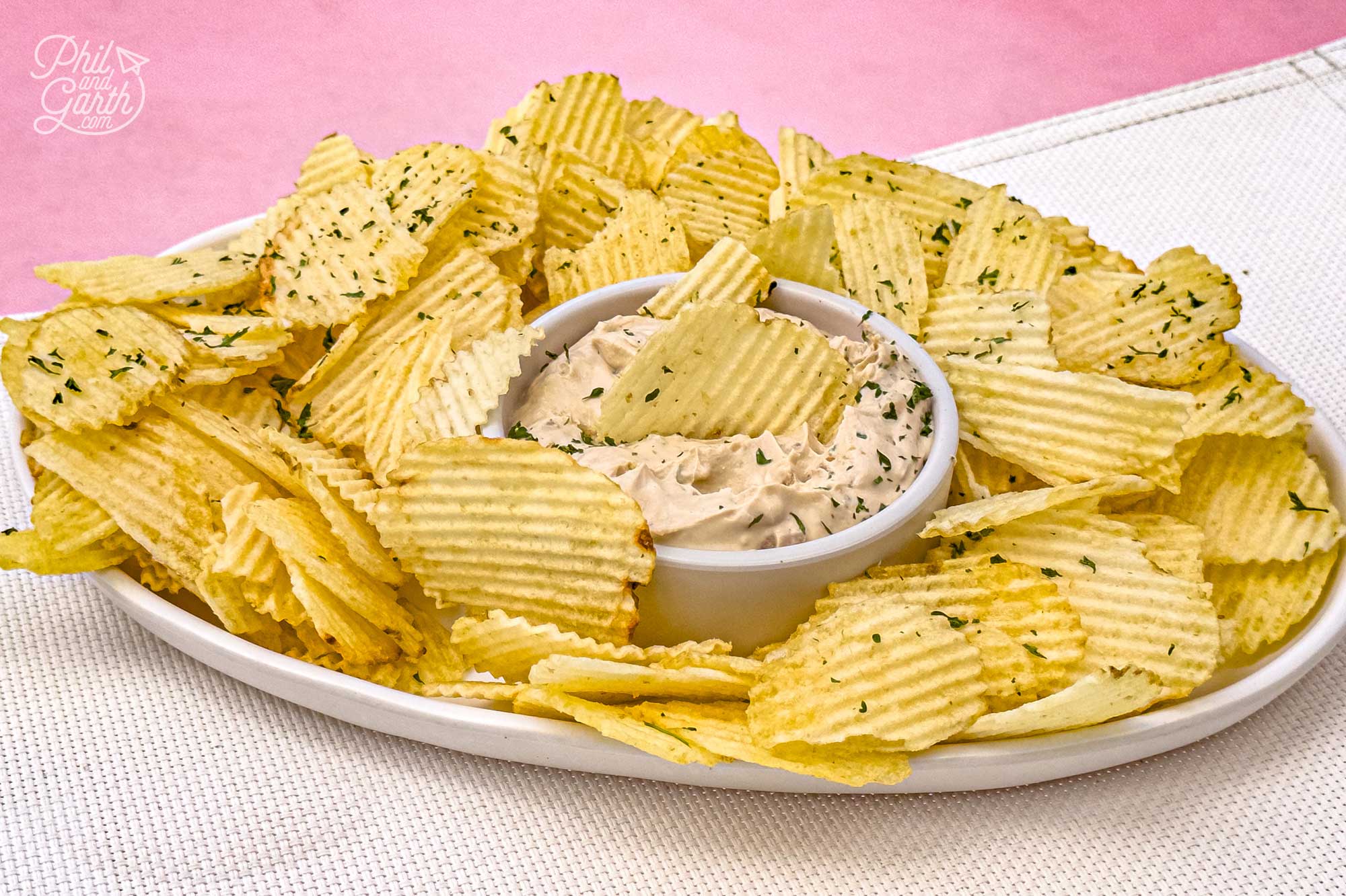 "Cigarette mom's onion dip" - an onion dip with ruffle potato crisps