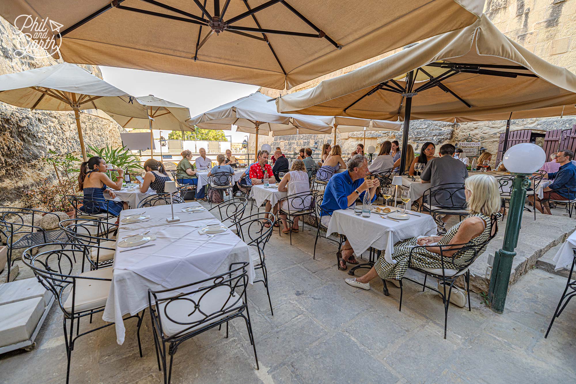 Built into the city’s defensive walls, Rampila’s outdoor terrace allows diners to enjoy a meal surrounded by centuries of Maltese history