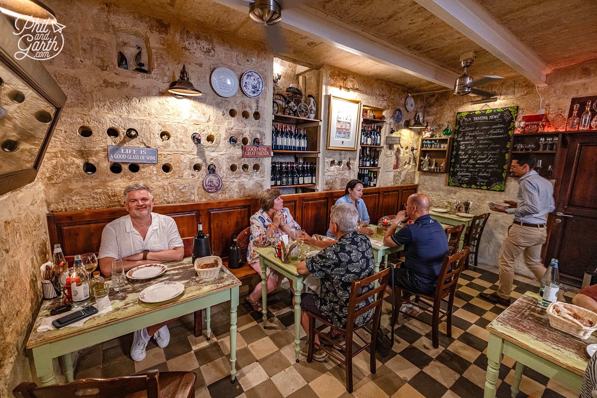 Inside Legligin is cosy and has a lovely atmosphere