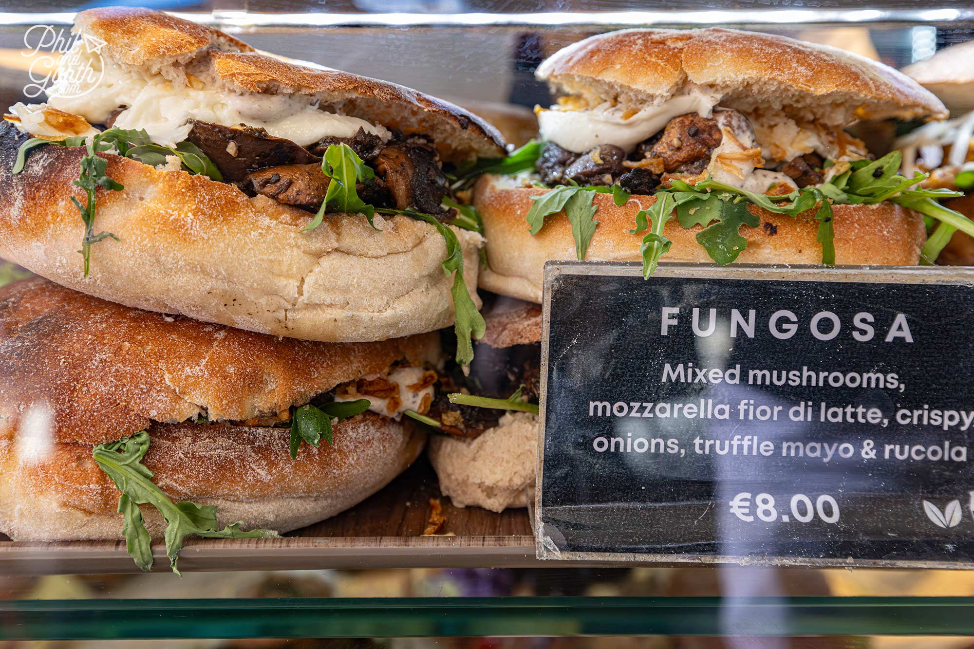 The Fungosa - rich mushrooms and gooey mozzarella