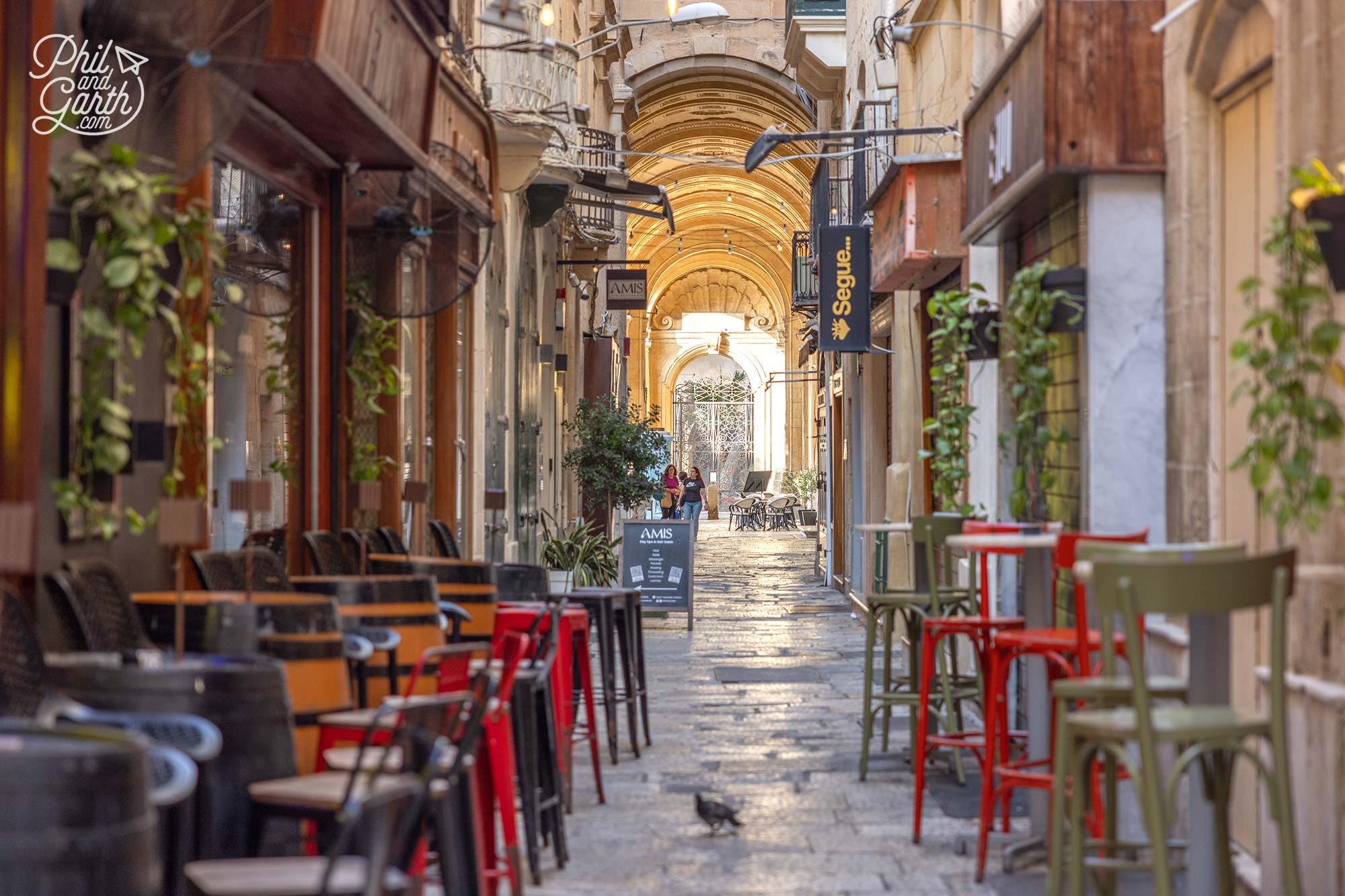 Valletta food and drink - So many nice independent restaurants down the side streets